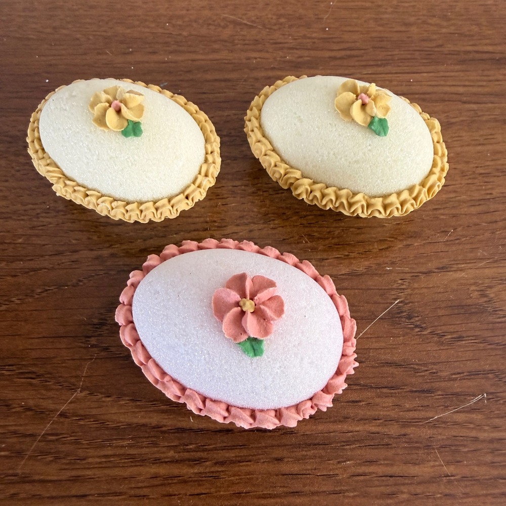 Vintage Decorative Sugar Easter Eggs Set of 3 Icing Flowers Cottagecore